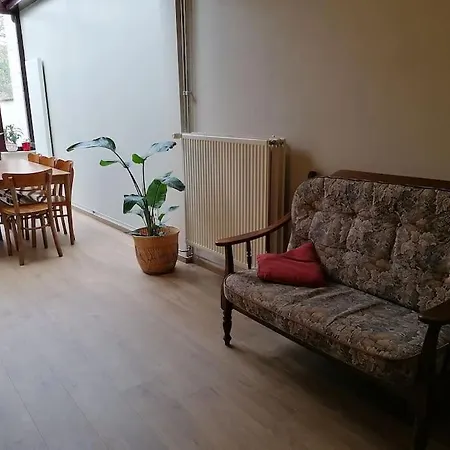 Ruimte Voor Rust Vlakbij Station En Centrum Holiday home Leuven